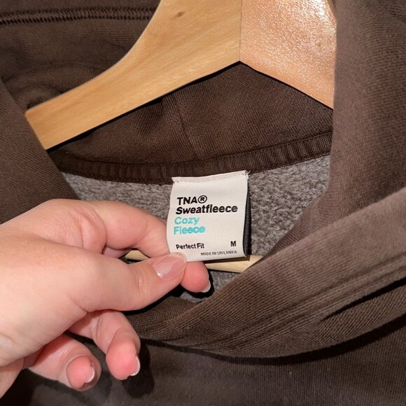 Aritzia TNA Perfect Hoodie - Picture 3 of 3
